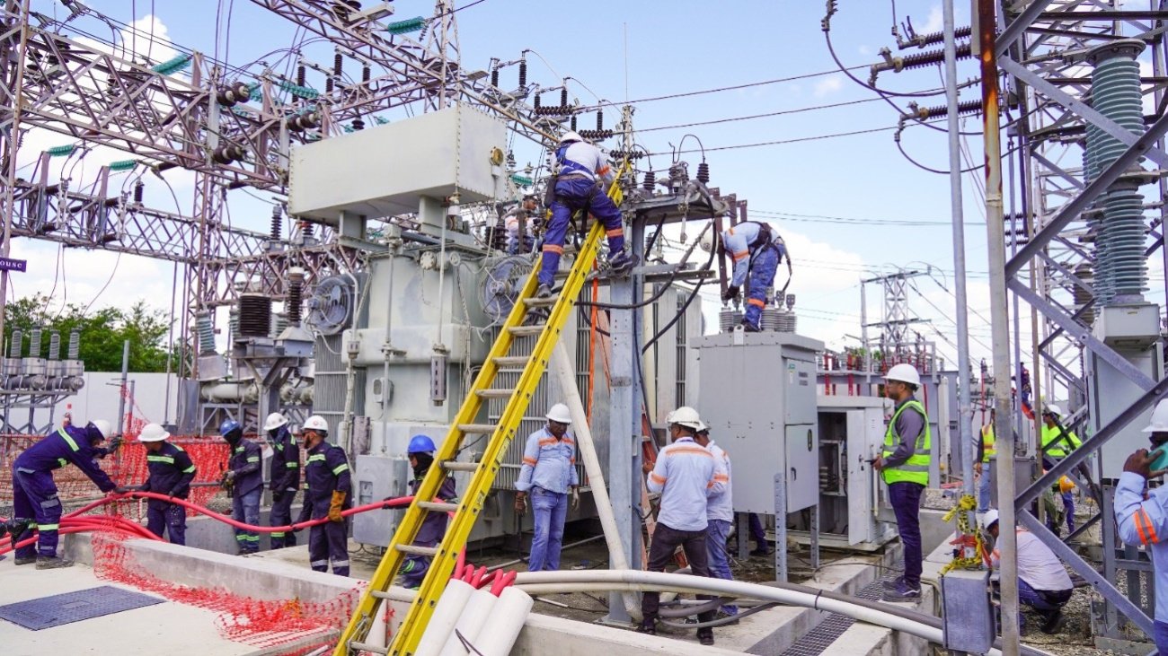 Edesur moderniza subestación Arroyo Hondo para mejorar servicio eléctrico