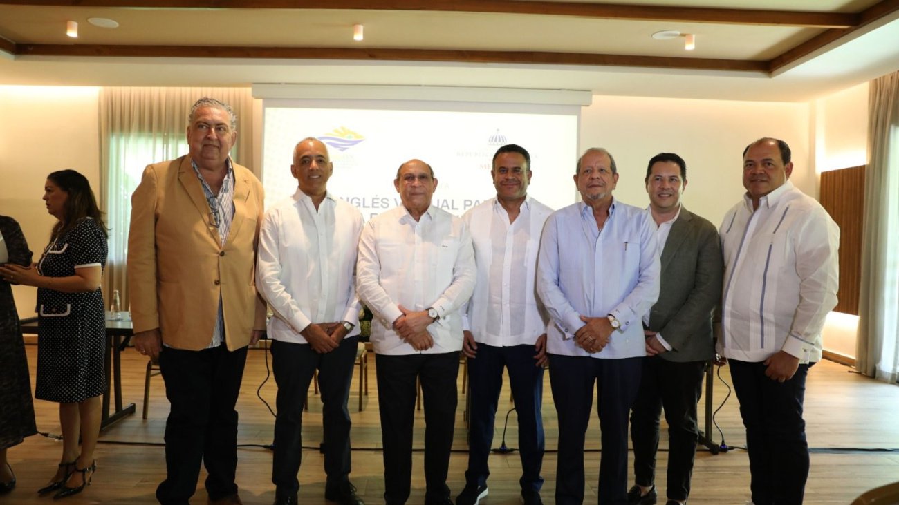 programa de inglés virtual para la empleabilidad MESCyT