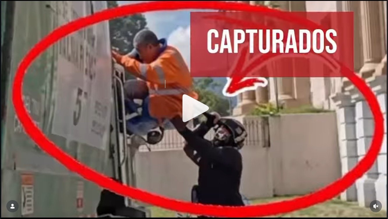 La Policía Nacional arrestó a ocho motoconchistas por la muerte de un chofer municipal en Santiago, tras un violento conflicto de tránsito ocurrido recientemente.